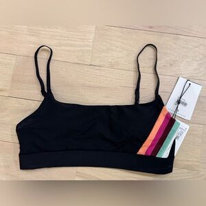 NEW SUNSET NATACHA BRA M The Upside Sports Bra Black Stripes Removable Pads NWT